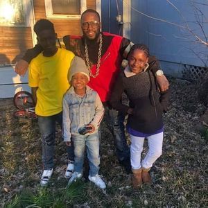 Meet your Posher, Lamont